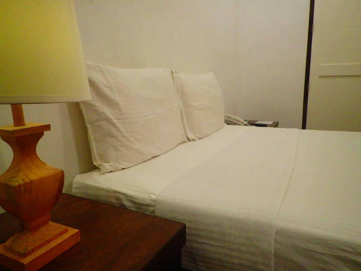 Aozora Seaside Mactan Hotel Lapu-Lapu City Exterior foto